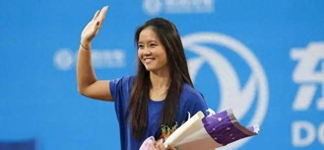 为什么正厅级团长靳东能成为中网女单决赛的挑边嘉宾？