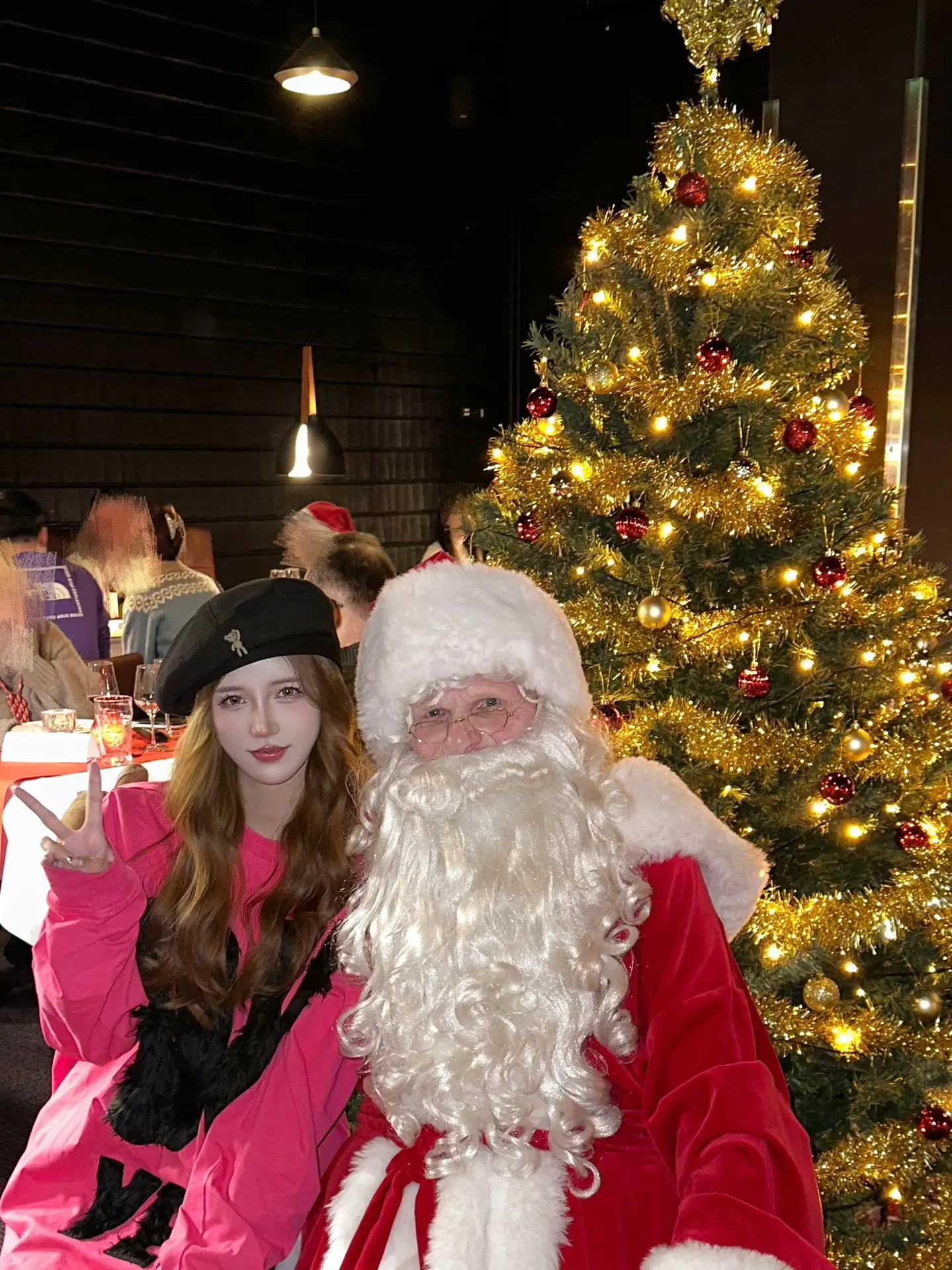 天亮了 昨晚是平安夜。女巫用掉了她的解药