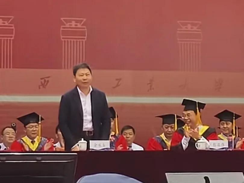 西工大培养的一员虎将，遥遥领先先生回到母校！这也太霸气了！#西北工大#