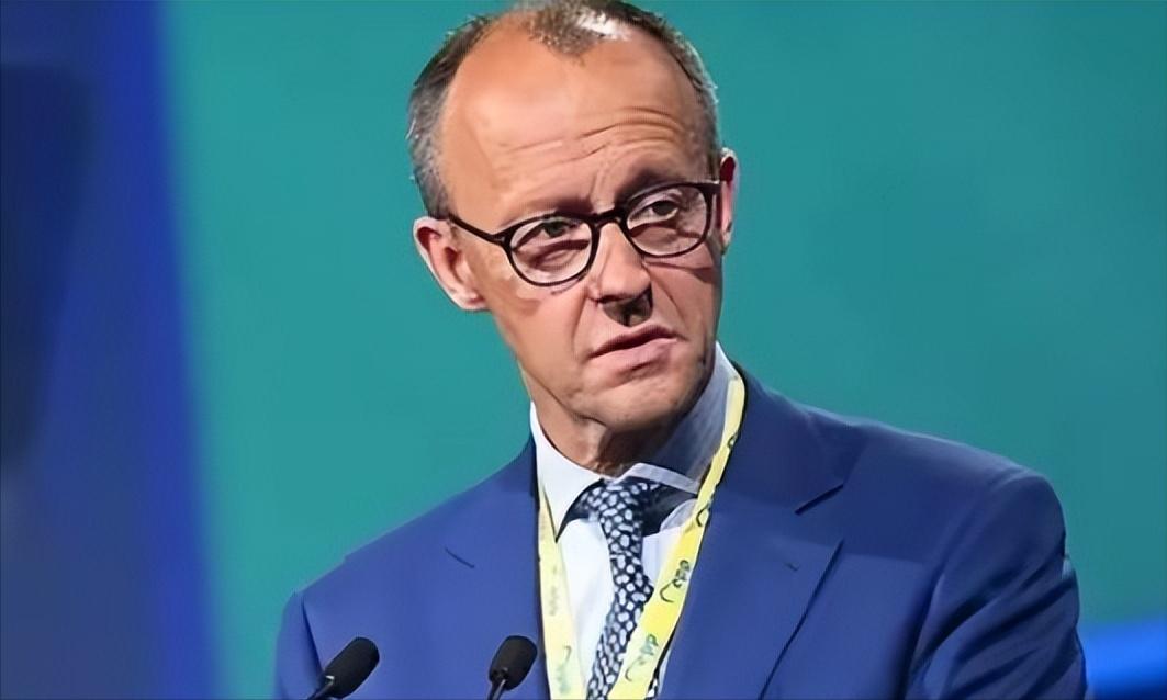 治不了俄罗斯，还治不了你？默茨一句话，以色列彻底怂了。

谁能想到，一向横着走、