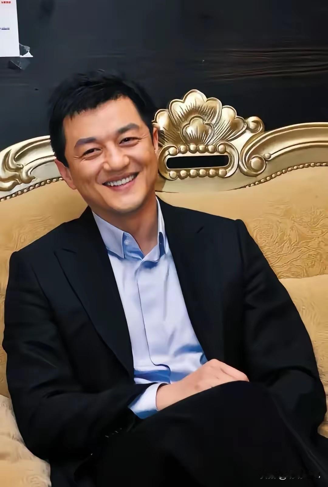 李亚鹏要翻盘了！看到比亚迪请他做代言，我才明白，一个人只要守得住自己，运气早晚会