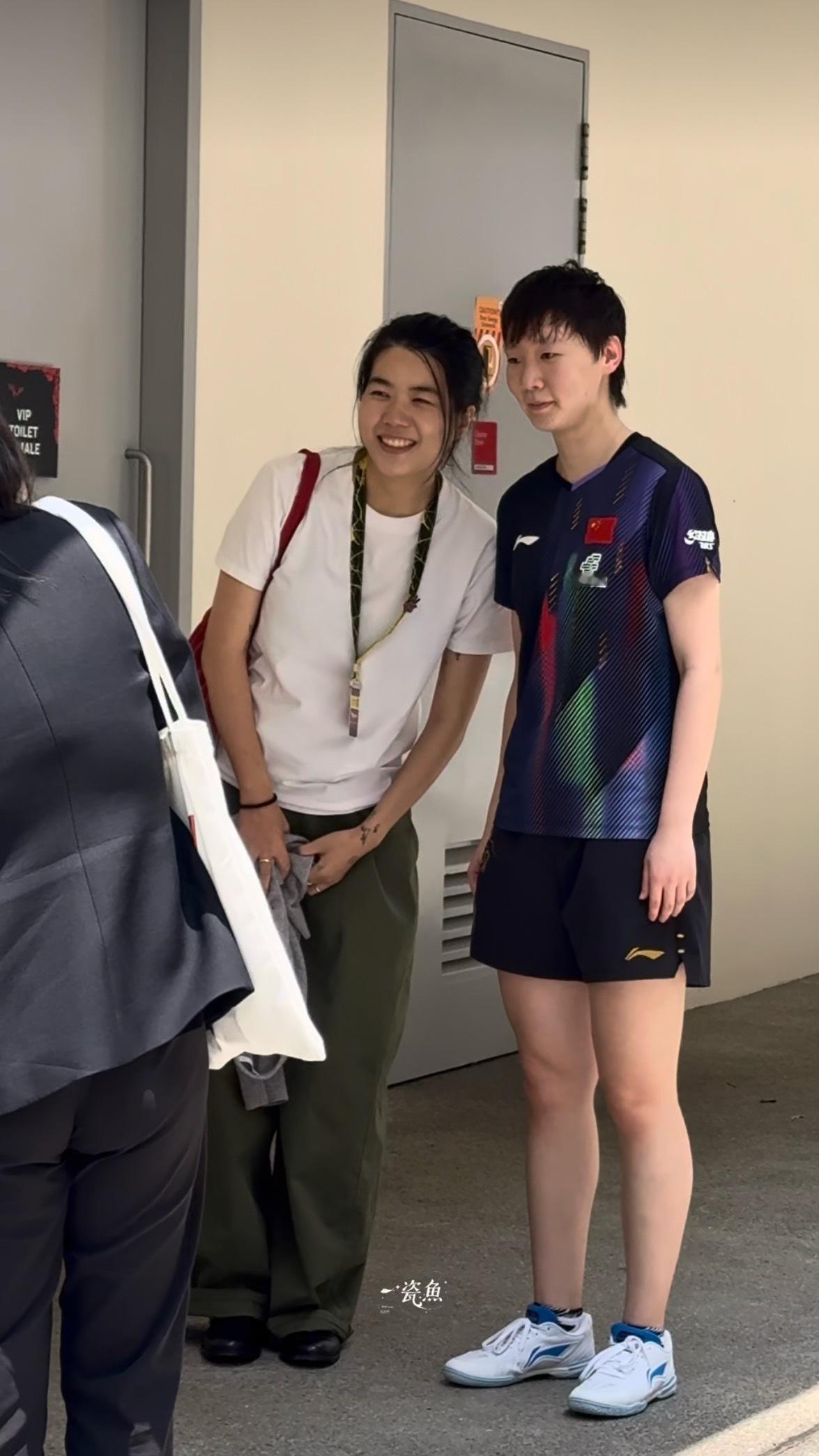 我俩女神 ​​​