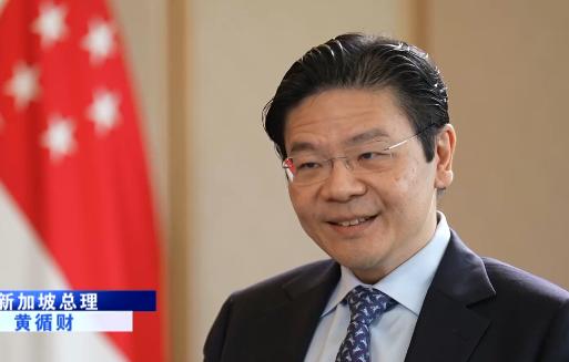 新加坡来“低头”了？
 
新加坡《联合早报》3月24日报道：“新加坡总理兼财政部