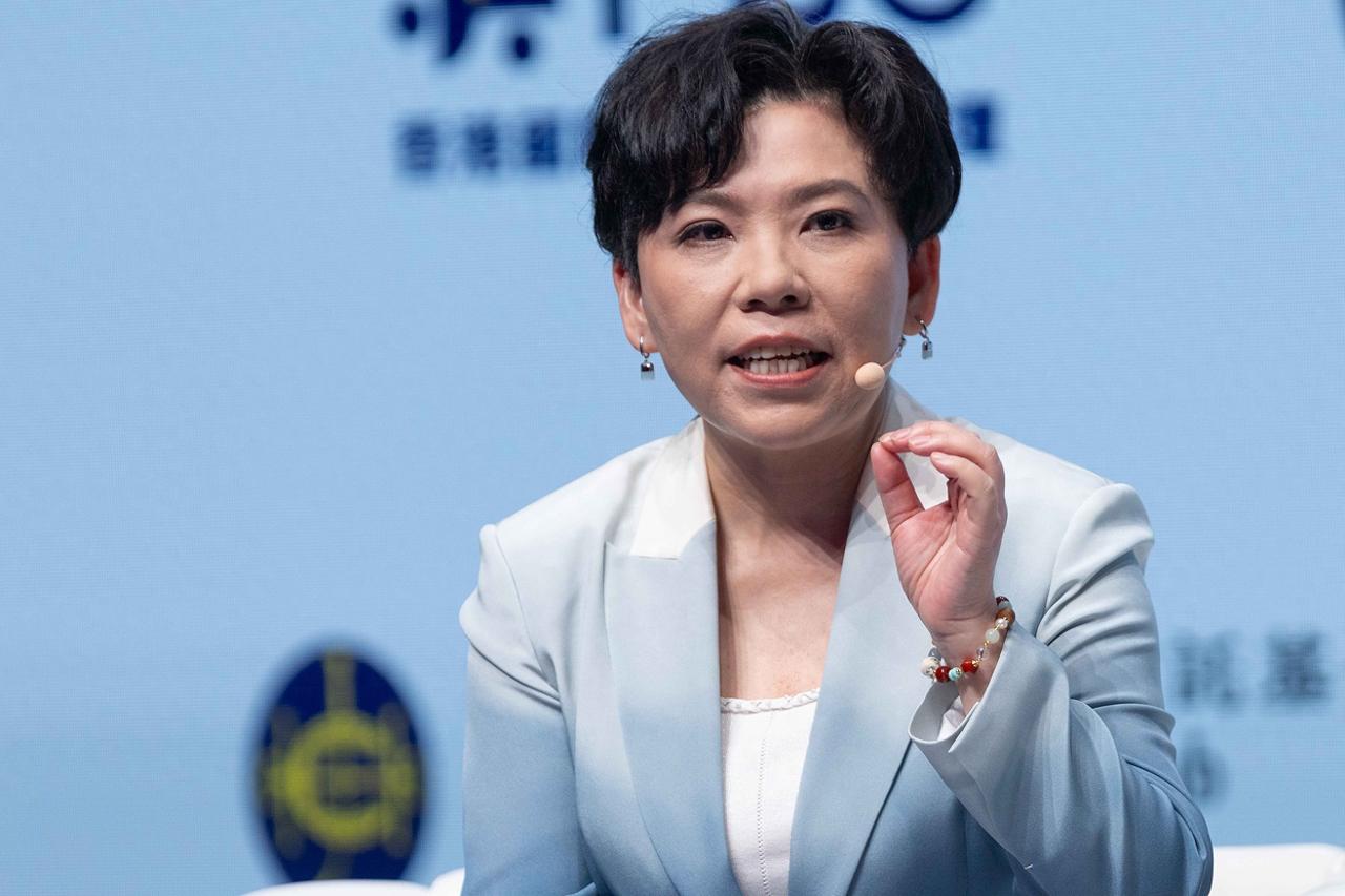 邓亚萍：兴奋过头了！

名古屋亚运会乒乓球男单四分之一决赛结束，日本男单选手全部