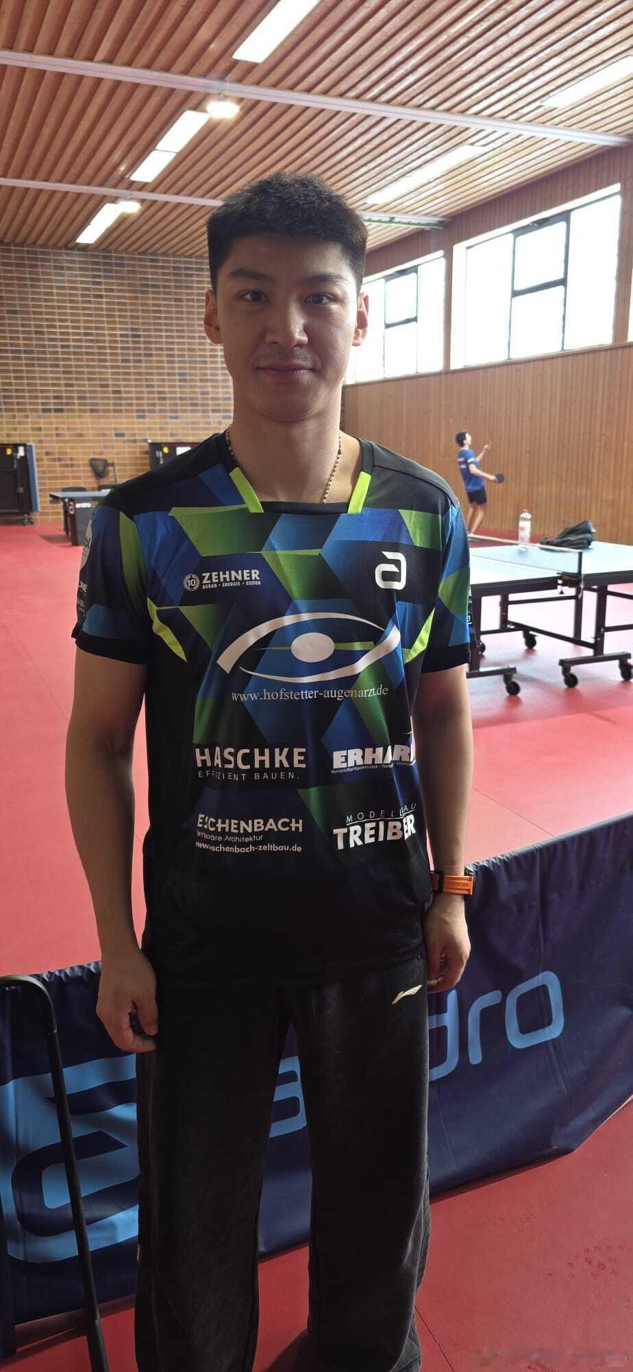 薛飞到访海绵宝宝俱乐部赞助商 CW BearingCW Bearing GmbH