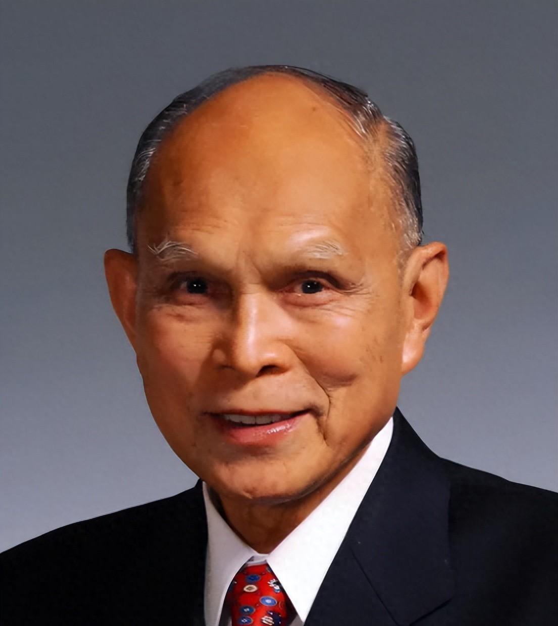 霍英东在广州修建白天鹅宾馆遇审批难题，杨尚昆主动提议前往看望叶剑英助力解决问题