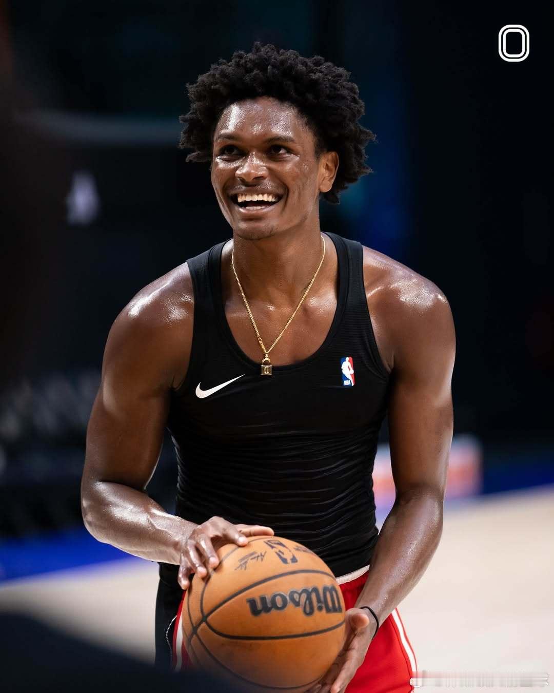 OTE晒出阿门·汤普森今日训练照📸2025nba选秀热点解读休斯顿火箭 ​​​