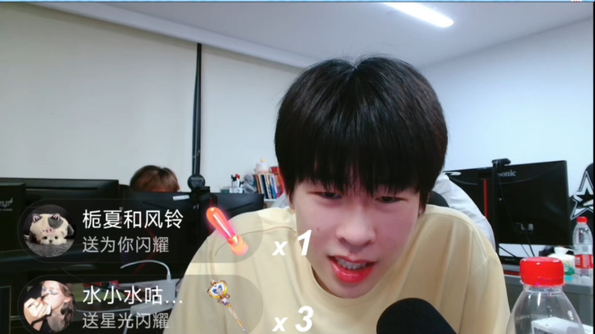 可是我觉得我的婴儿猪非但不聪明反而还很笨呢！ 
