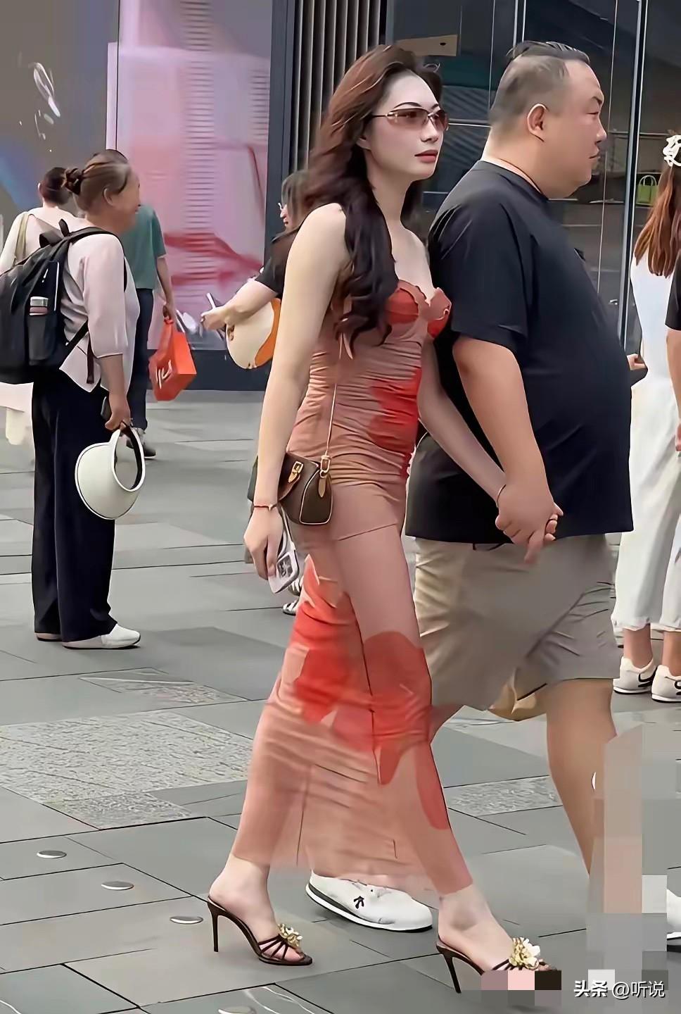 男人只要有钱，就能找到真心待你的人！