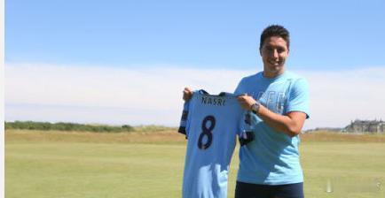 【曼城5年长约续约纳斯里】曼彻斯特7月11日消息，英超曼城俱乐部宣布与队中法国中