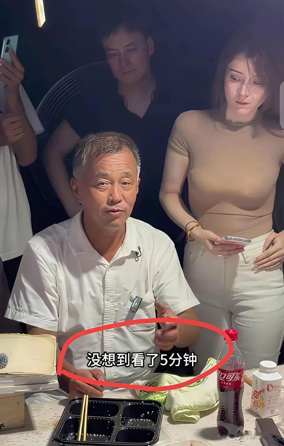 周星驰江郎才尽了吗，喜欢周星驰的电影大家看的是不是他的情怀。
连沈巍大师都说，看
