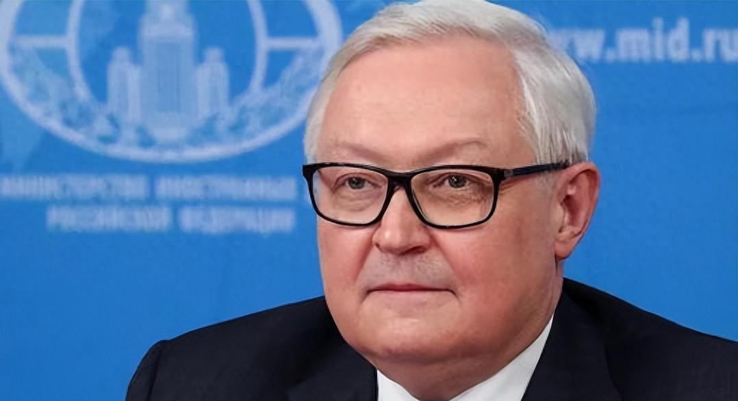 俄终于让步？签下‘不进攻欧洲’保证书，美国大棒将转向中国，中国如何在乱局中掌握主