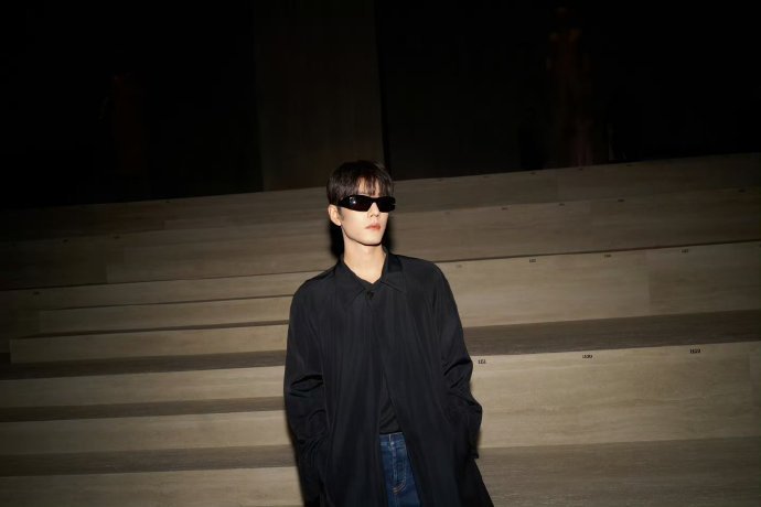 肖战上榜米兰时装周最受热议的名人肖战内娱唯一上榜米兰时装周最受热议的名人肖战上榜