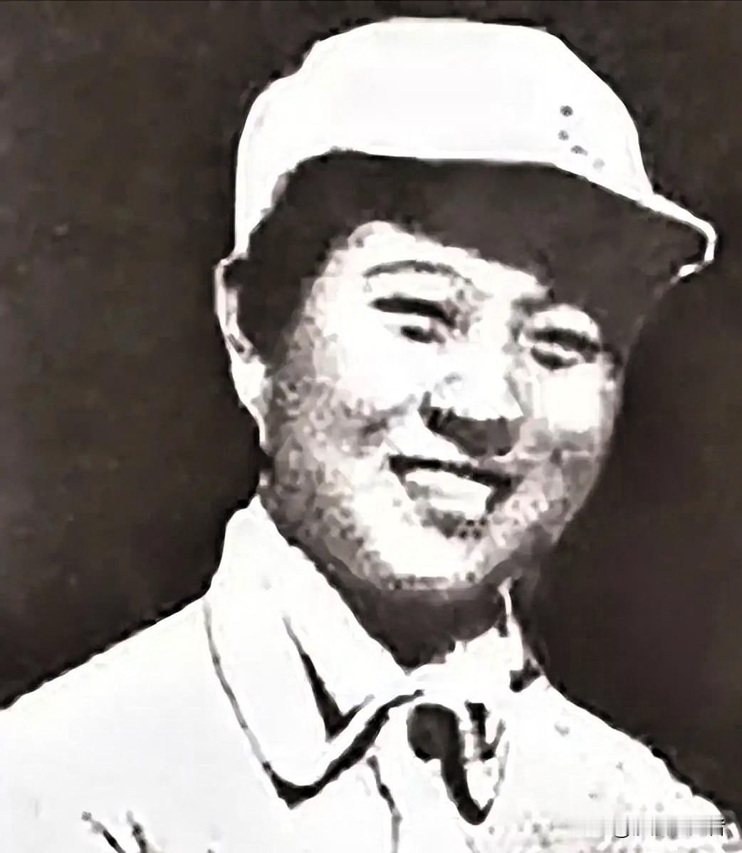 1941年，23岁的辛锐躺在担架旁，抬她的4位同志都已牺牲，敌人冲了上来，可是，