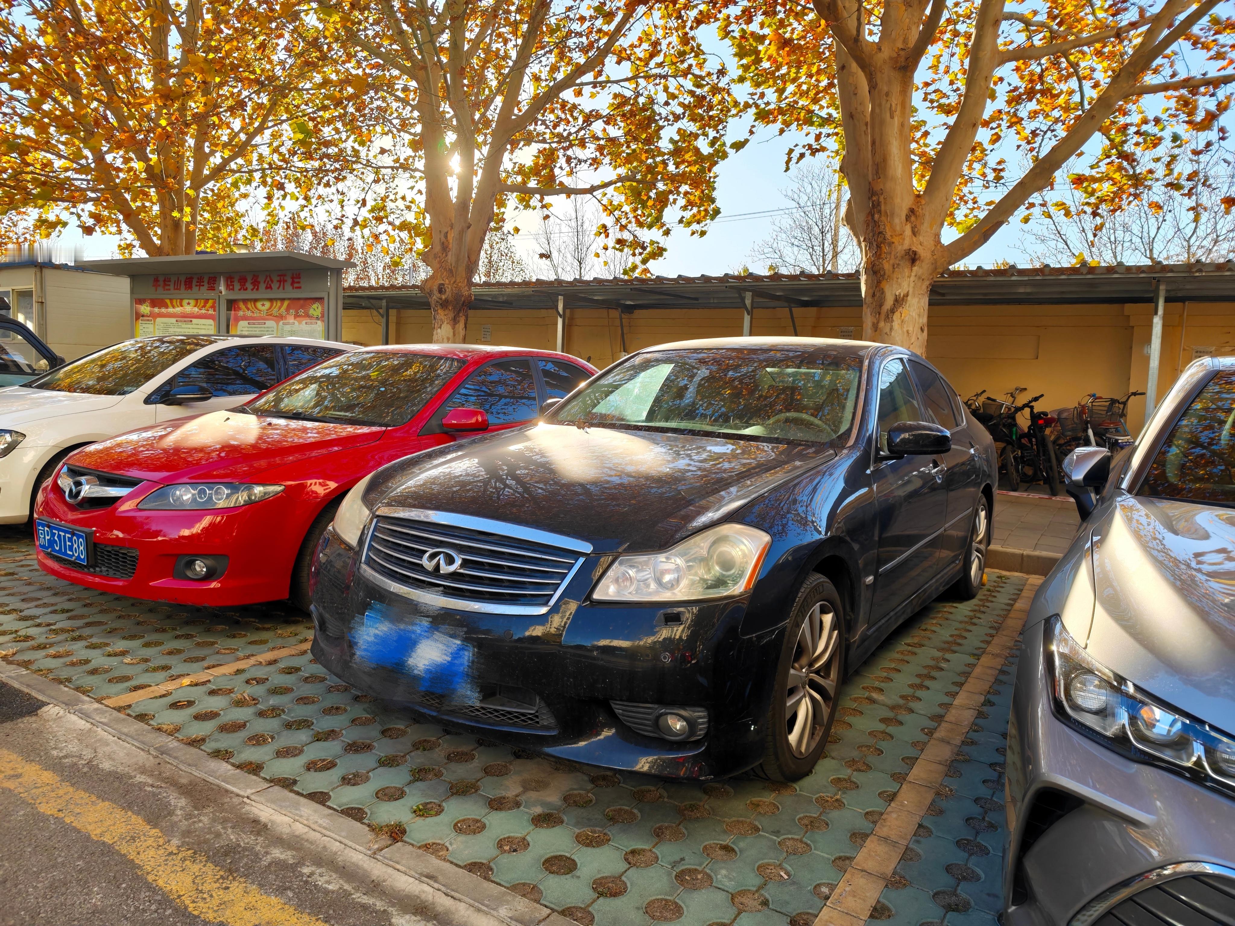 最近刚从纽北回来，准备处理掉手中的自己的一些车。刚卖掉5N，回头发现这台英菲尼迪