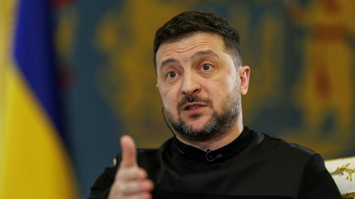 借中东谋突围！
泽连斯基曝光海外实战战绩，西方援乌重心要转移？
 
4月10日，