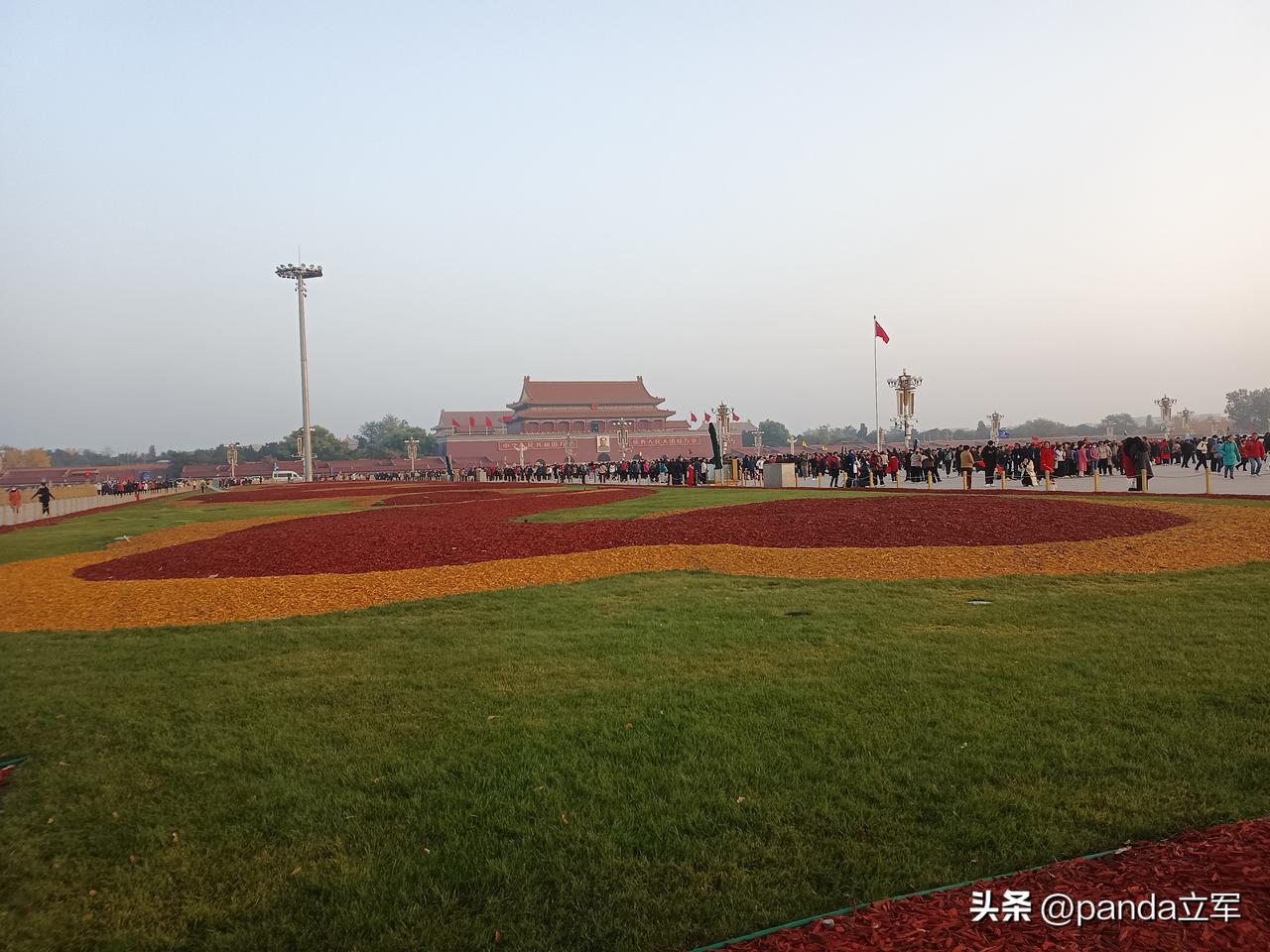 两年前，去北京旅游，有幸去毛主席纪念堂，瞻仰毛主席遗容。
这是我一生要做的事，也