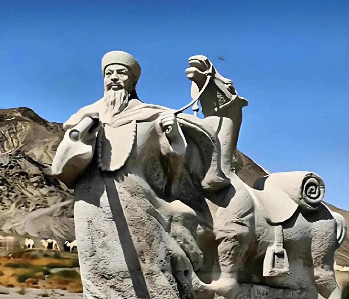 左宗棠平定新疆回京，慈禧屏退旁人低声问：“那人还在吗？”左宗棠愣了一瞬，慢慢叩首