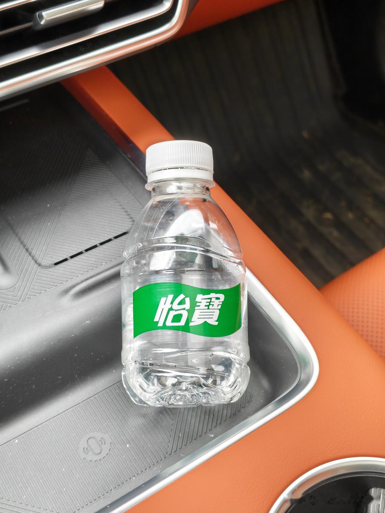 兄弟们很急，为什么这瓶水这么短小？