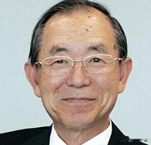 2017年，日本历史学者袁克勤回母校演讲，光天化日之下竟鼓吹日本侵华无罪，给广大