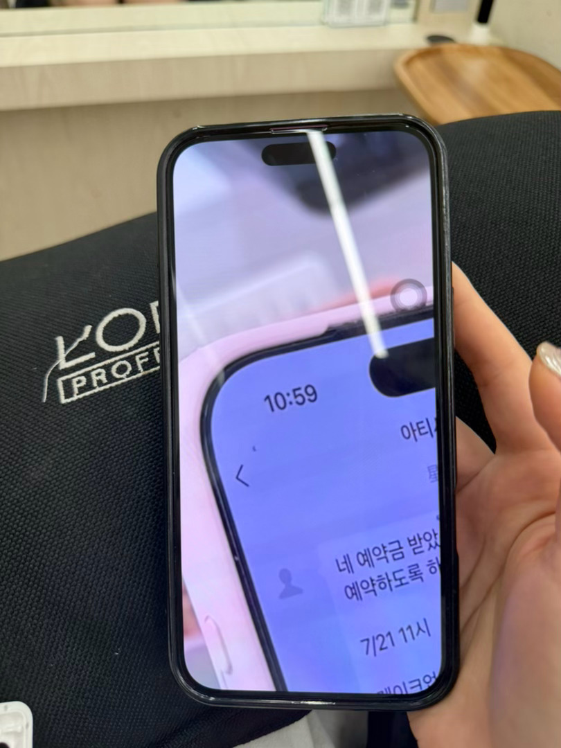 家人们韩国这边化妆室不是不能迟到吗。迟到不是取消就是多收钱。我约了个11点的，路
