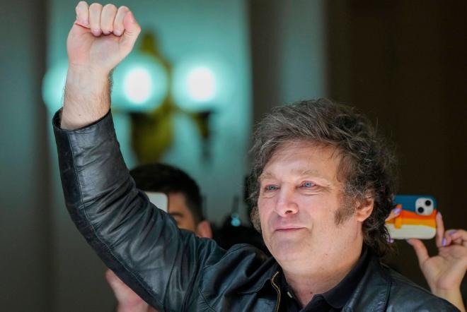 再这么下去，米莱在中国就快成米圣了！阿根廷今年开始对1.6万美元以下的进口电动车