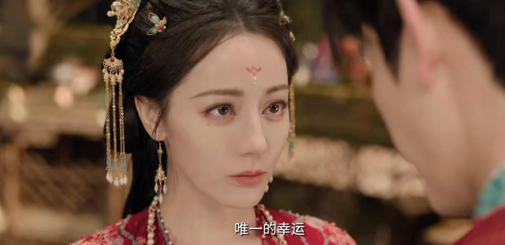 白日提灯定档终于来了!!3.28一起来看《白日提灯》！！恭喜女王迪丽热巴👸🏻