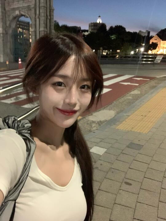 右滑看我长胖50斤