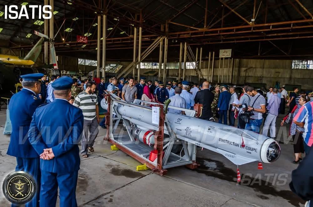 阿尔及利亚空军苏-30MKA战机配套的KH-59ME远程空地导弹。该导弹是俄军K