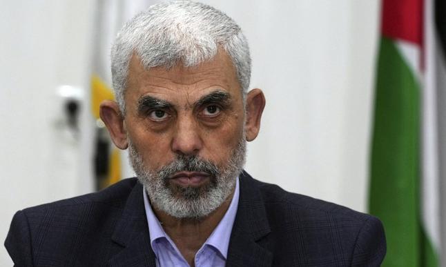 哈马斯这一次的沉默，比任何导弹都更值得警惕！当所有人都在替伊朗开火时，它却选择按