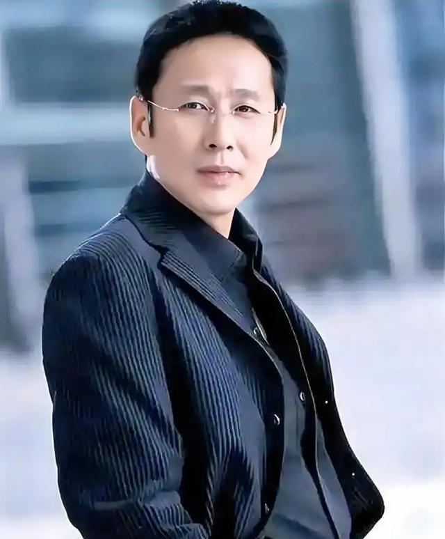 陈道明 醍醐灌顶的话:
“有人总是怕死，实际上很多人活到六七十岁死掉，和活到八九