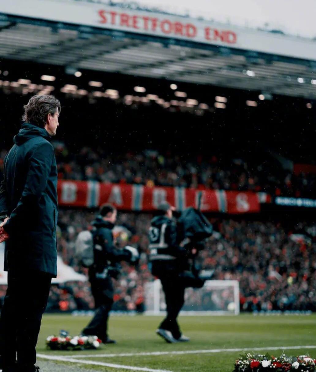 曼联2比0热刺 最近七轮英超联赛，热刺只取得了4平3负的战绩，仅仅获得4分。 