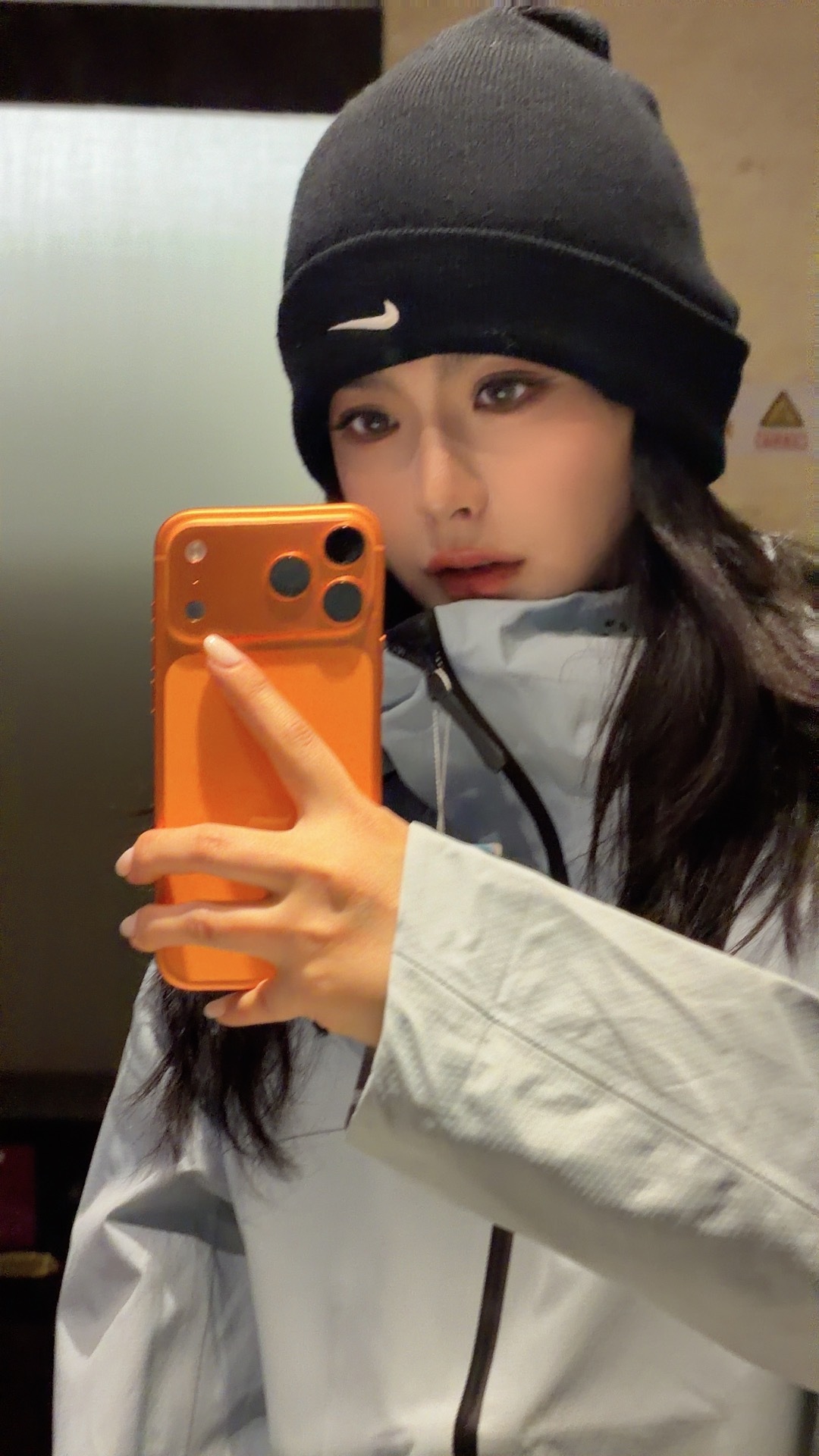 问界M6活动的这件【硬壳冲锋衣】太帅了！！！评论区要不要抽了？快让我眼熟眼熟你 