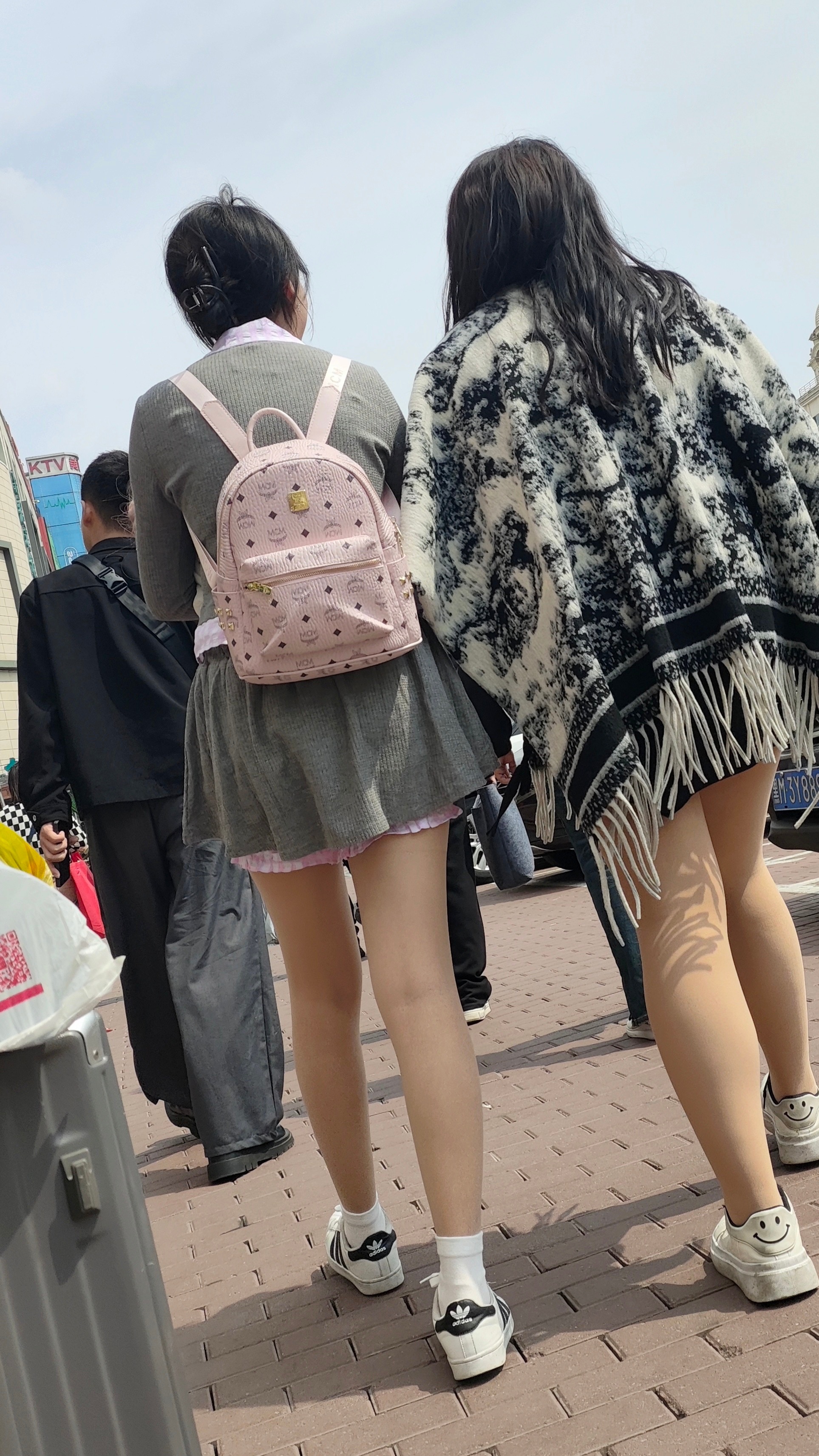 每日穿搭 ​​​