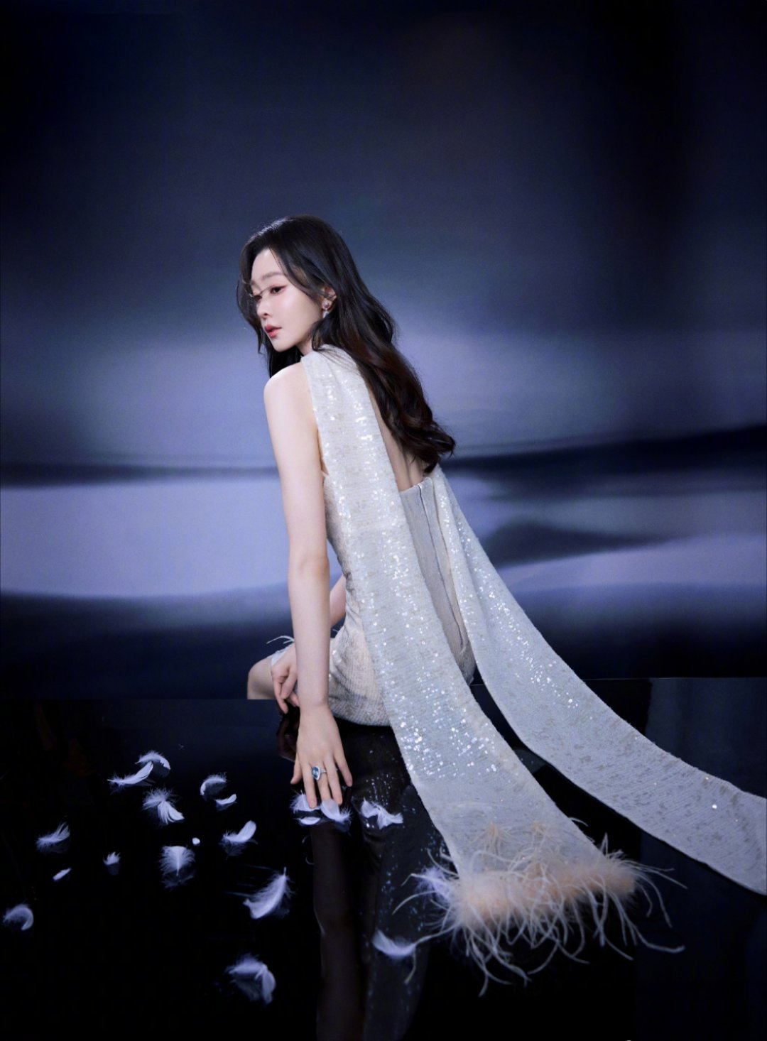 啊啊啊这个宋轶没有不美的义务[好喜欢][好喜欢]，期待百灵鸟车车[期待] ​​​