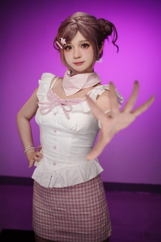 小松奈奈