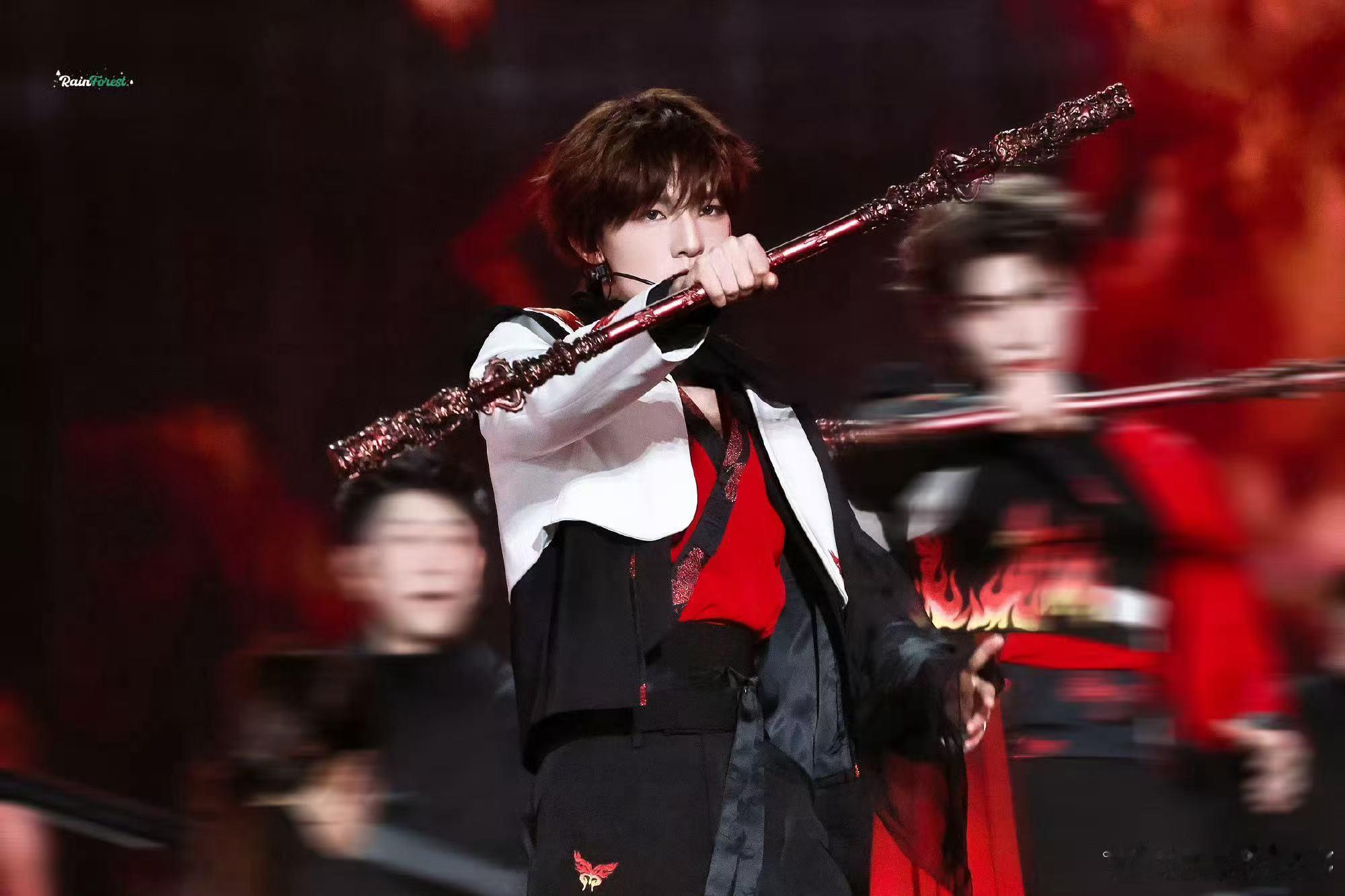 张泽禹课表 张泽禹就是小天使吧，刚拿到直播课表就马不停蹄来告诉大家，就怕粉丝为了