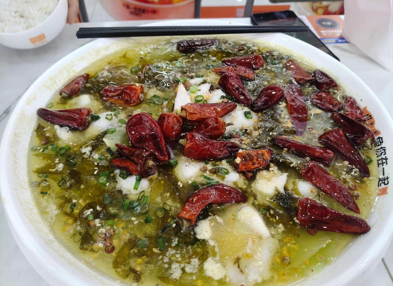 就喜欢简简单单的生活，没有算计，没有攀比，舒心就好