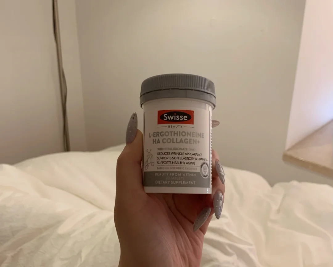 吃了半年，皮肤好到落泪