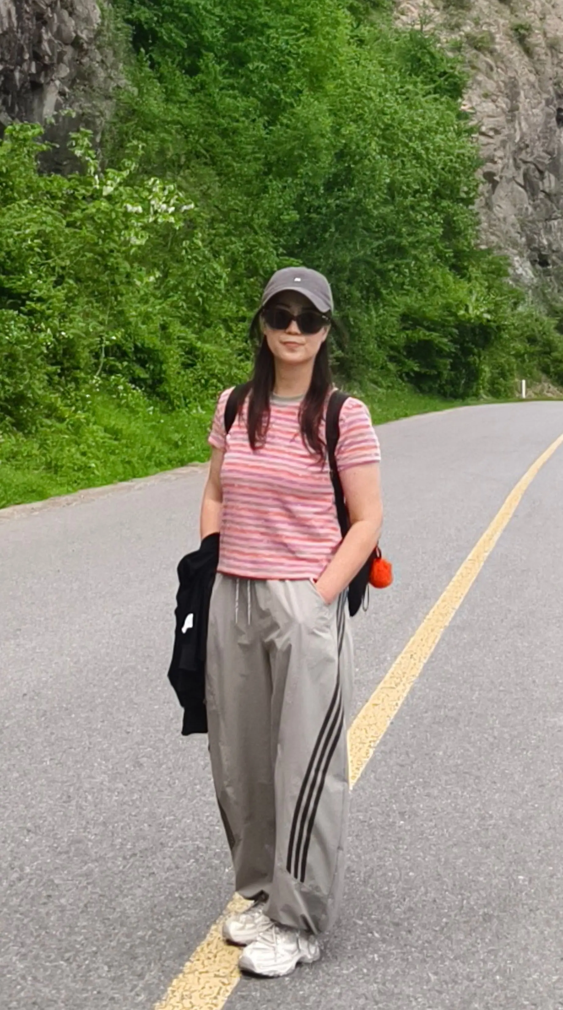 明天和意外，你永远不知道那个会先来，我们总以为来日方长，却忘了事事无常...