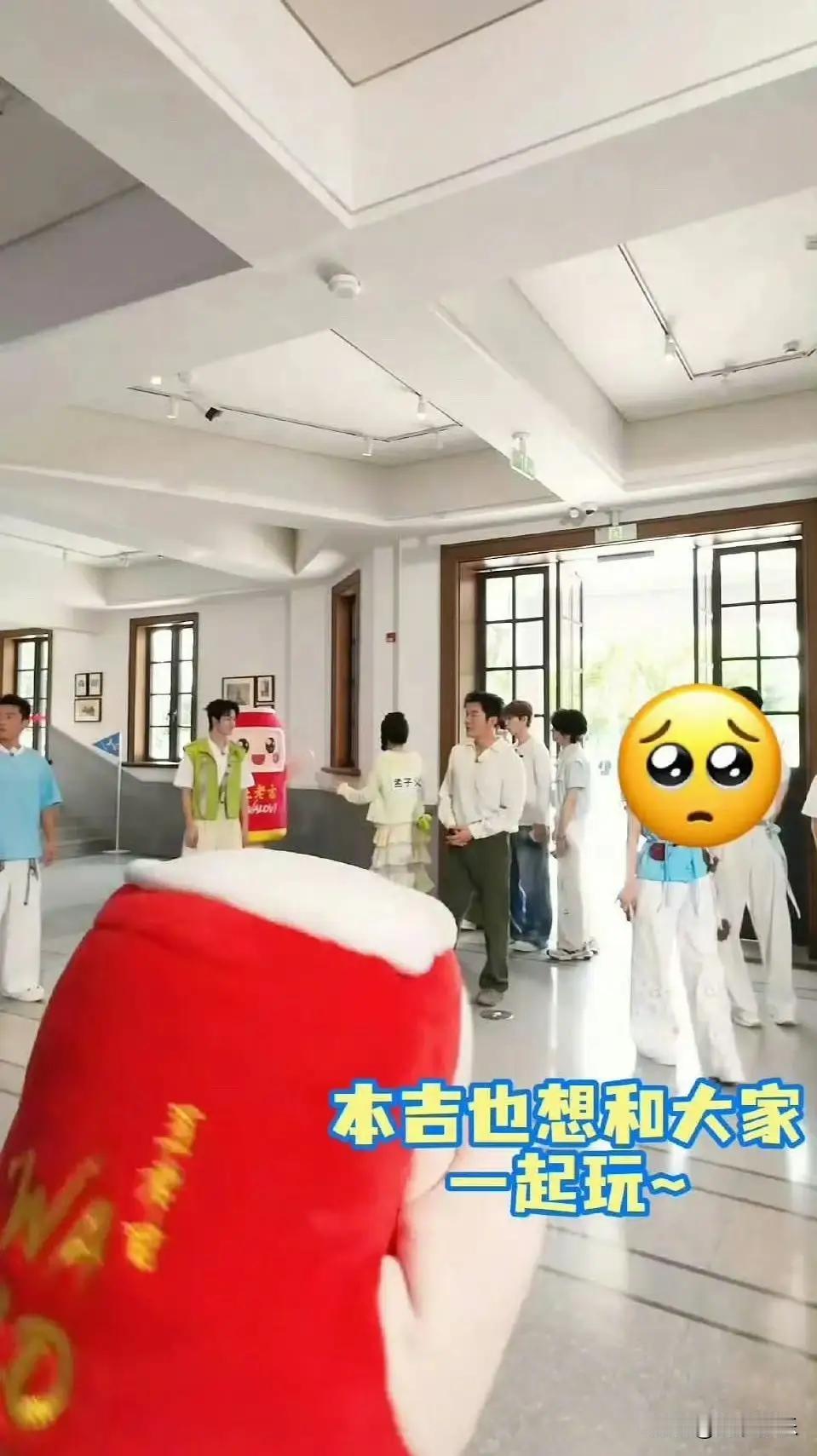 我严重怀疑，
王老吉这次是故意的！
因为陈丽君太好说话了，也不会和他们硬刚，所以
