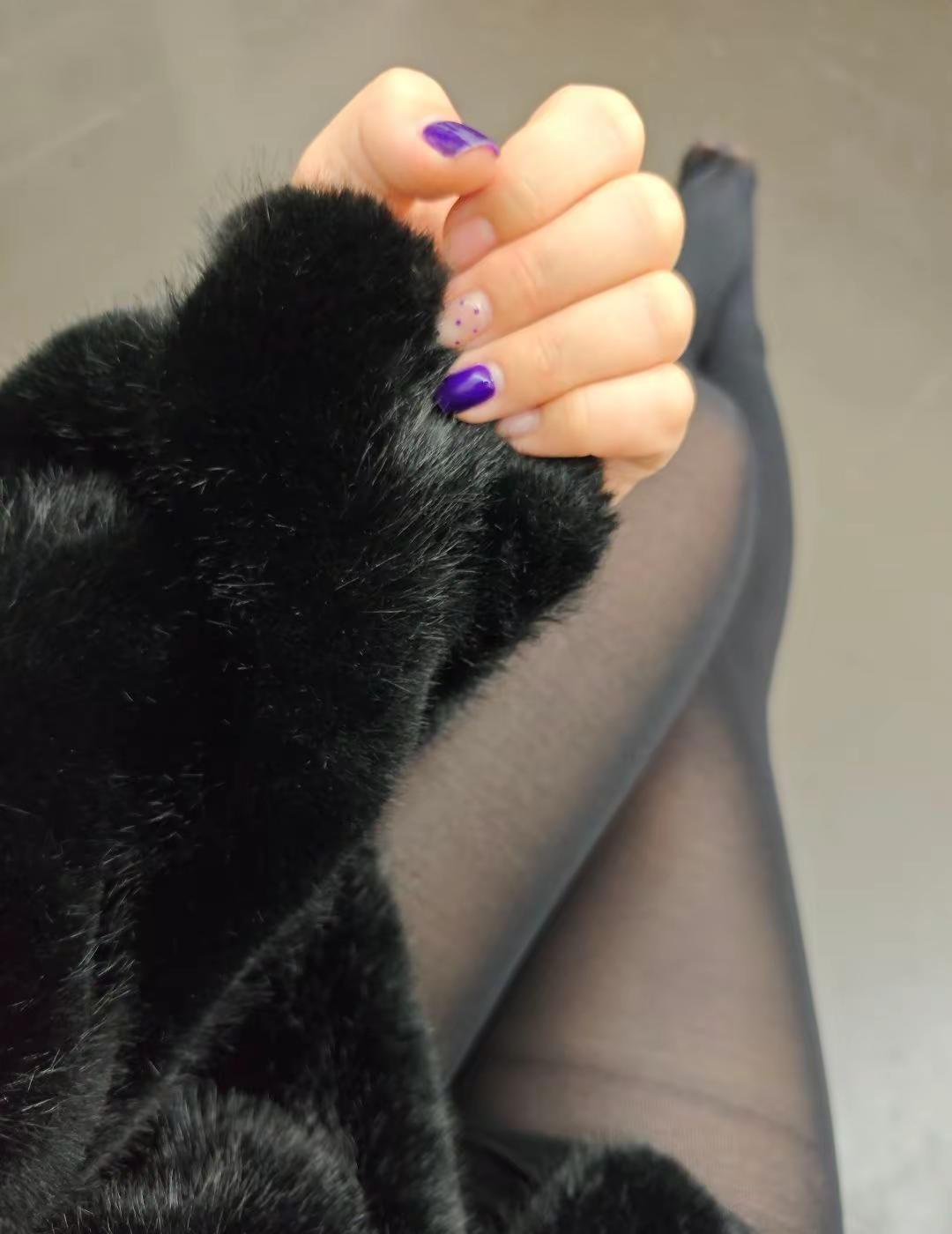 已经快五月份了，今天的天气然我又把冬天的衣服拿出来穿了，为什么这么冷🥶