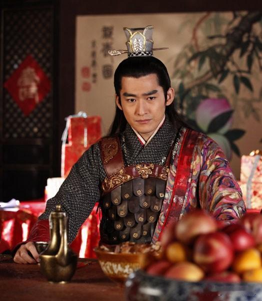 隋唐英雄大神魔：星宿下凡龙蛇乱战！
 
很多人只听过隋唐群雄争霸，却不知道，这场