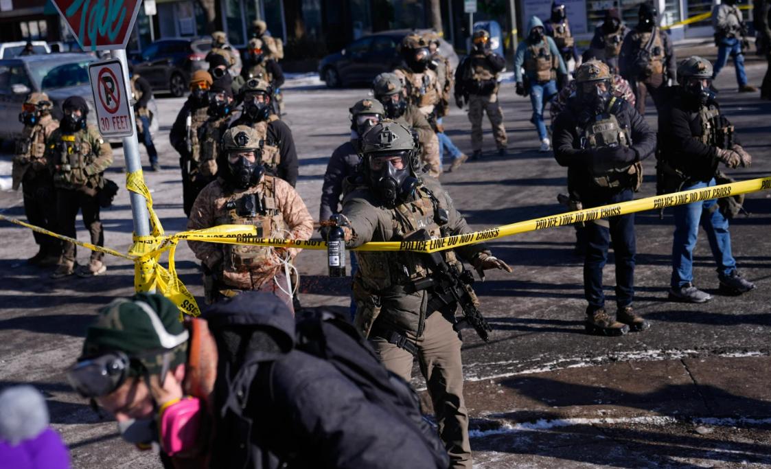 今天的明尼苏达州-明尼阿波利斯市（该州最大城市）
美国最新的“美丽风景线”！
挺