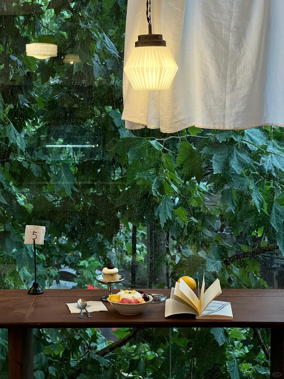 上海适合i人🌧️雨天发呆一下午的咖啡店