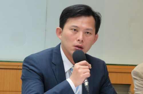 赖清德等不来特朗普的电话，急的是民众党的黄国昌，可黄国昌突然展示大招

5月27
