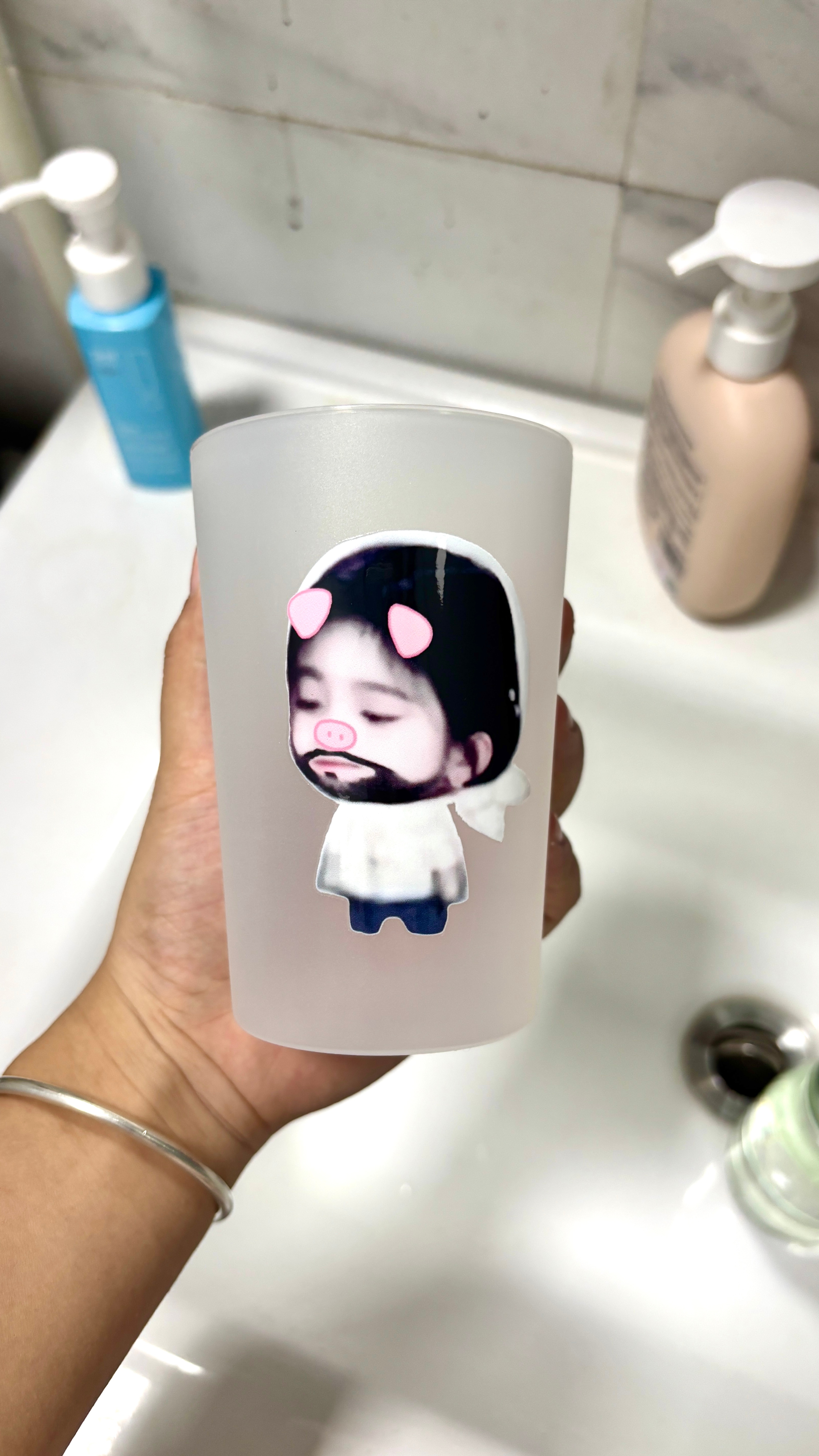 新牙杯！或许这个可以做杀青物料吗 ​​​