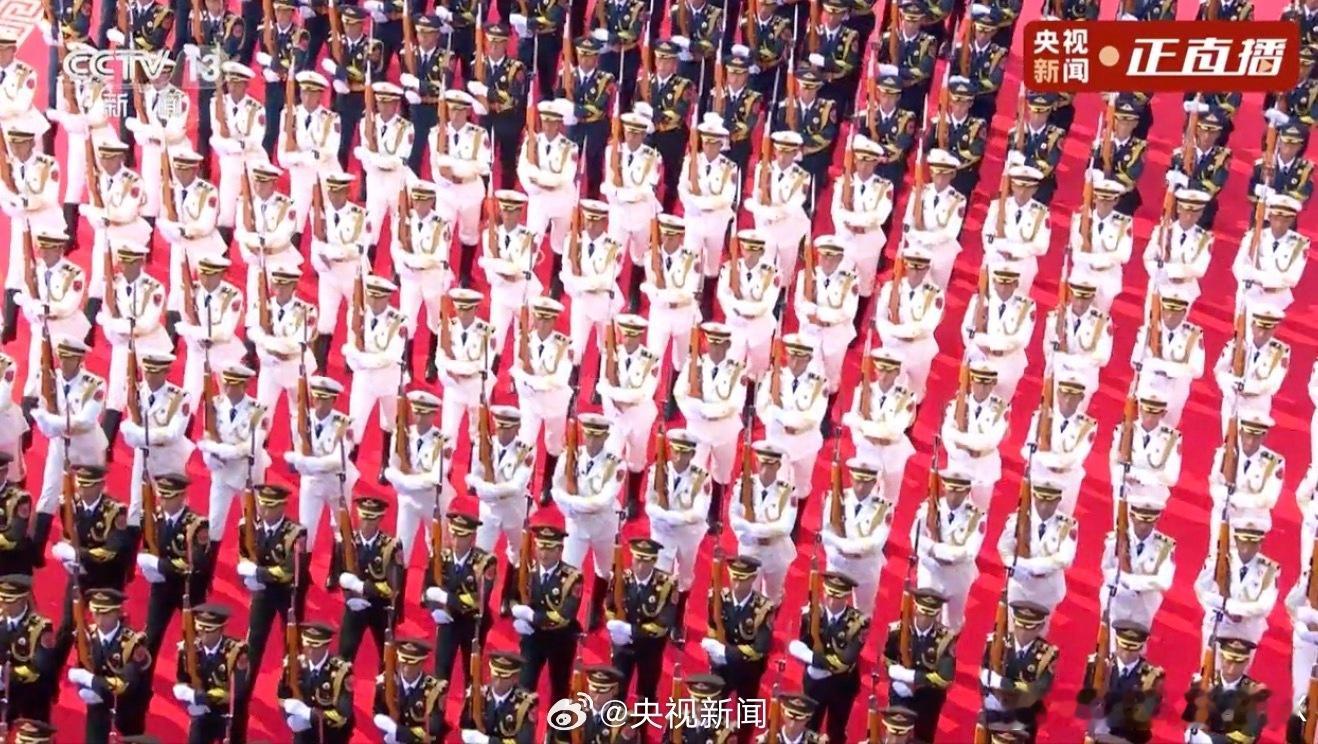 正因为有新时代人民军队做坚实后盾🇨🇳🇨🇳🇨🇳💪💪💪九三盛大阅兵