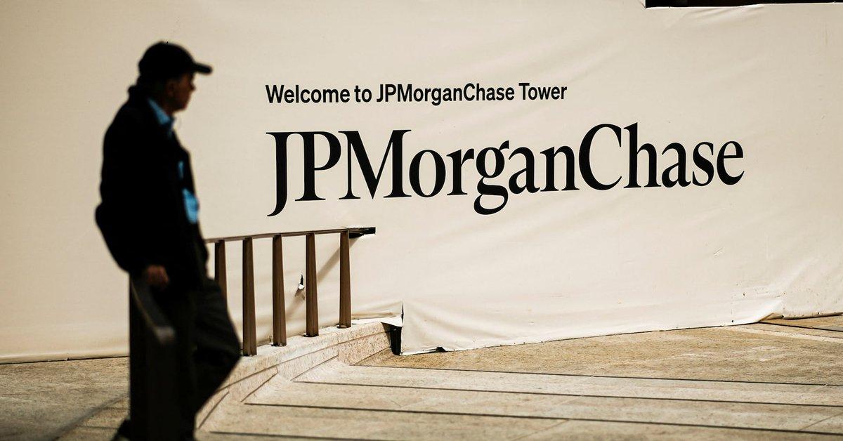 [To learn English]
JPMorgan is seeking t