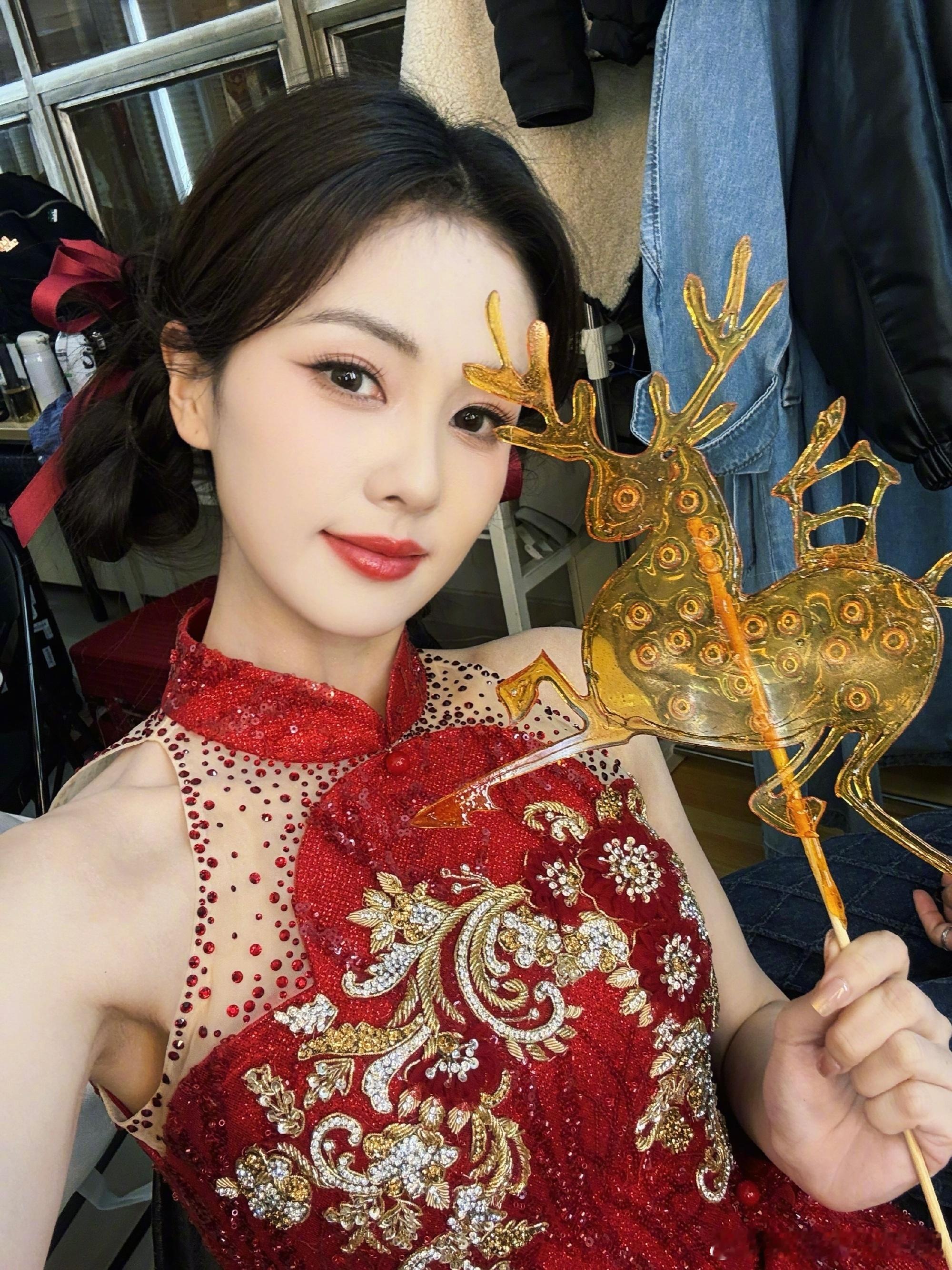 和白鹿一起迎接2026 期待鹿鹿春晚舞台🧧 白鹿的除夕红包